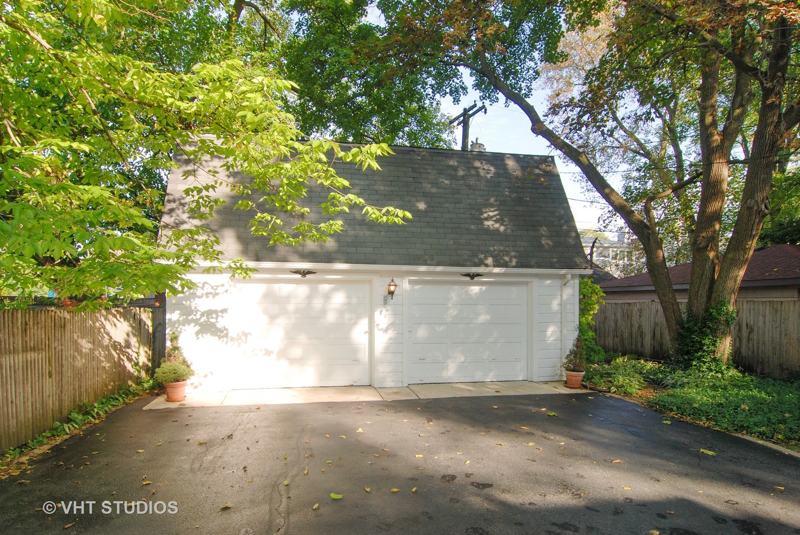 258 Lionel Road Riverside, IL 60546 - Photo 16 of 20 a view of backyard