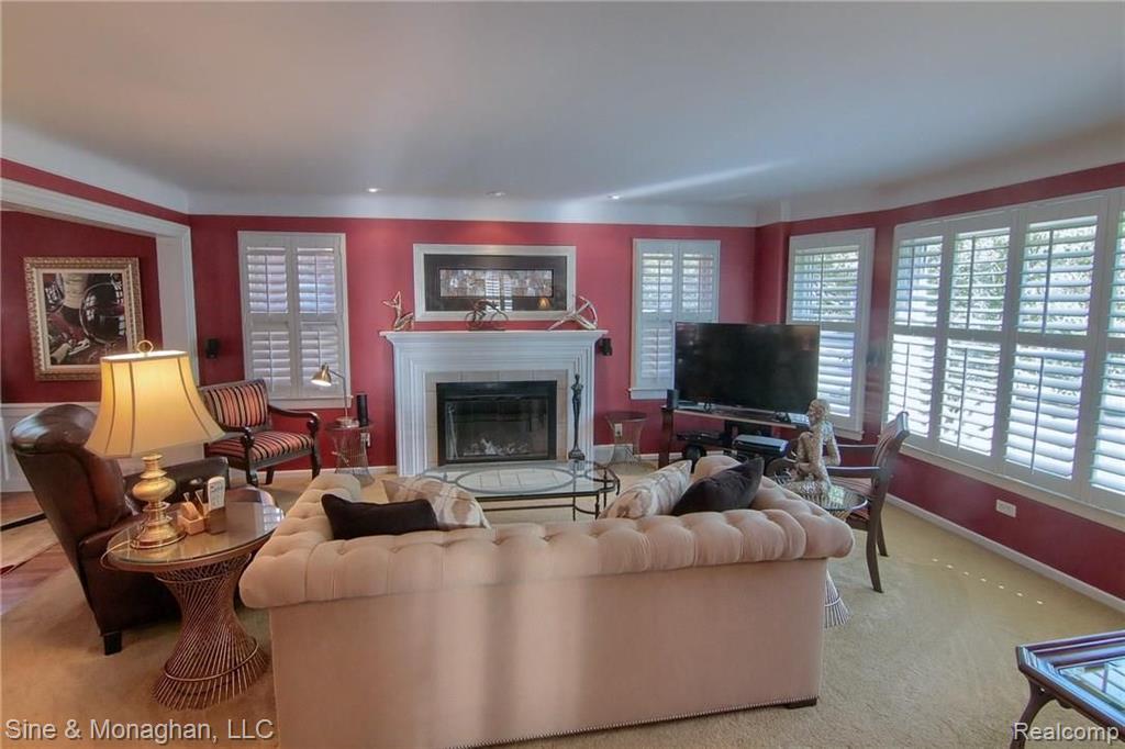 1921 Littlestone Road Grosse Pointe Woods, MI 48236 - Photo 3 of 29