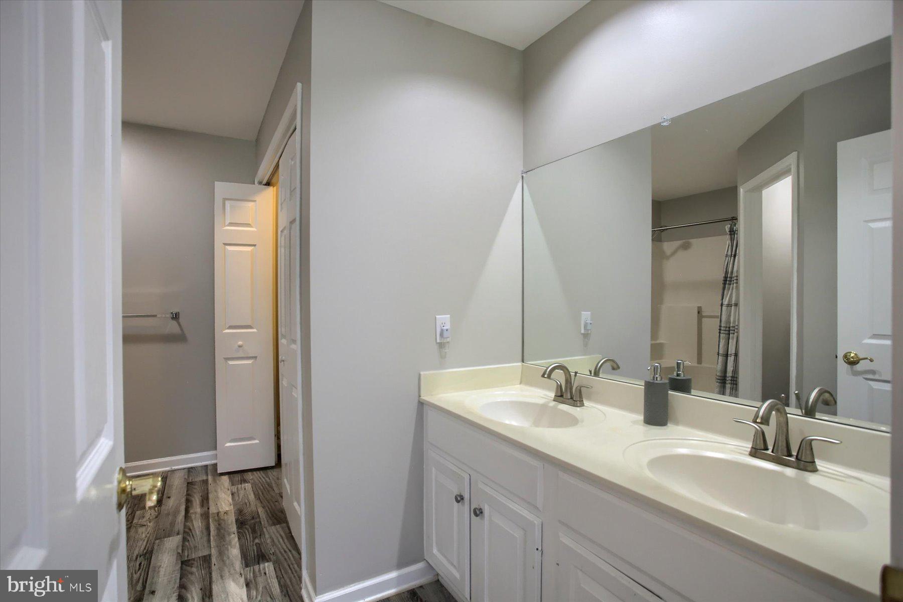 126 Red Haven Road New Cumberland, PA 17070 - Photo 19 of 39 1st Floor Master Bath
