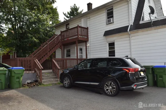 $2,600 | 4027 Woodbridge Avenue, Unit 1, Edison, NJ 08837