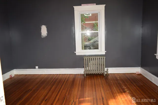 $2,600 | 4027 Woodbridge Avenue, Unit 1, Edison, NJ 08837