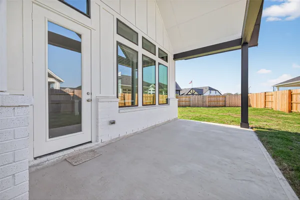 $2,800 | 24110 Blooming Daisy Circle, Katy, TX 77493