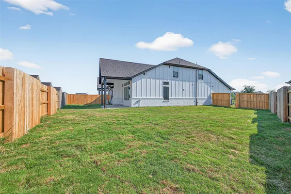 $2,800 | 24110 Blooming Daisy Circle, Katy, TX 77493