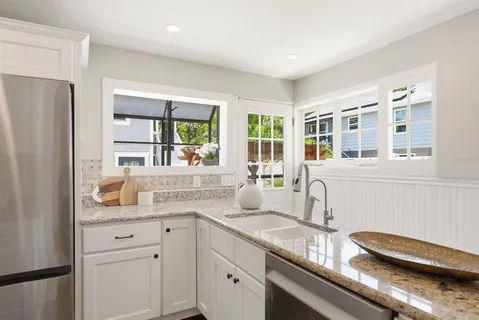$1,290,000 | 800 18th Avenue North, St. Petersburg, FL 33704