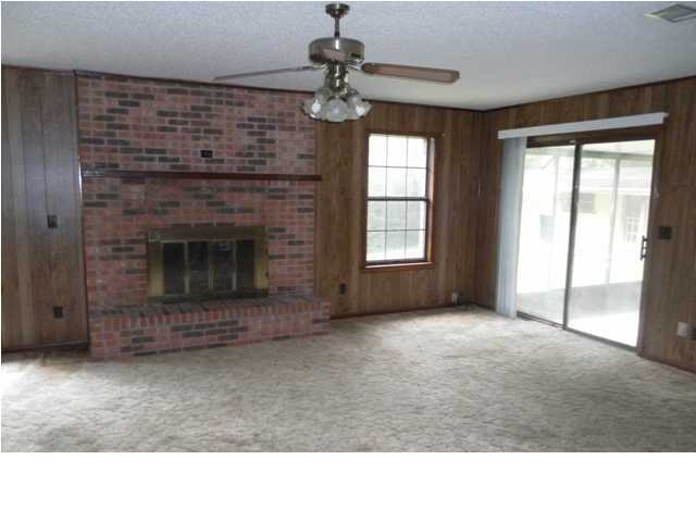 1342 Corbin Gainey Road DeFuniak Springs, FL 32435 - Photo 4 of 15 Gallery Image 4