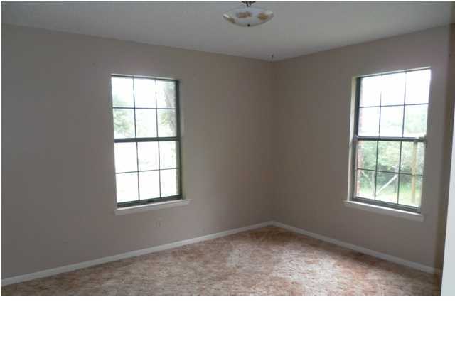 1342 Corbin Gainey Road DeFuniak Springs, FL 32435 - Photo 6 of 15 Gallery Image 6