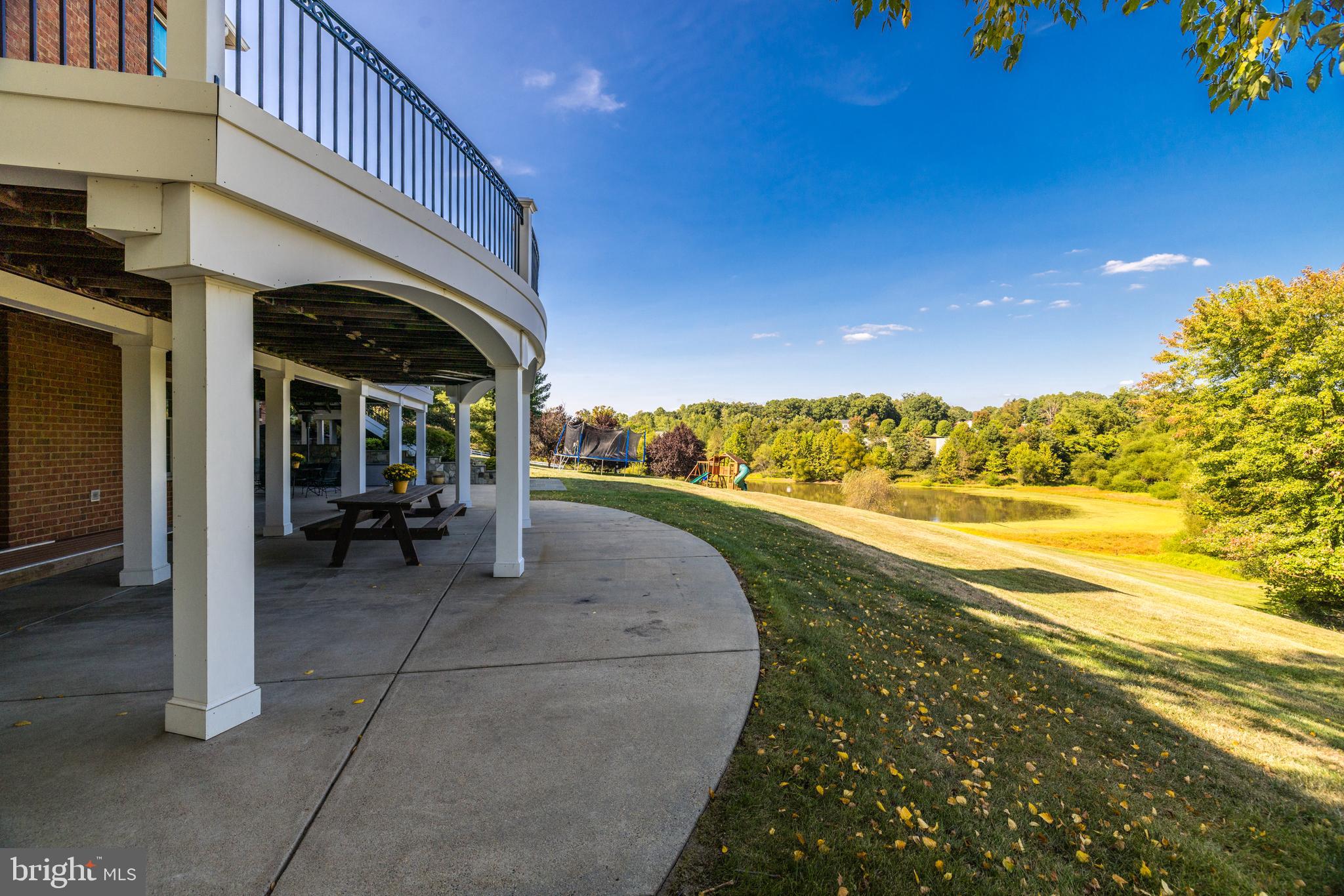 22609 Hillside Circle Leesburg, VA 20175 - Photo 14 of 110