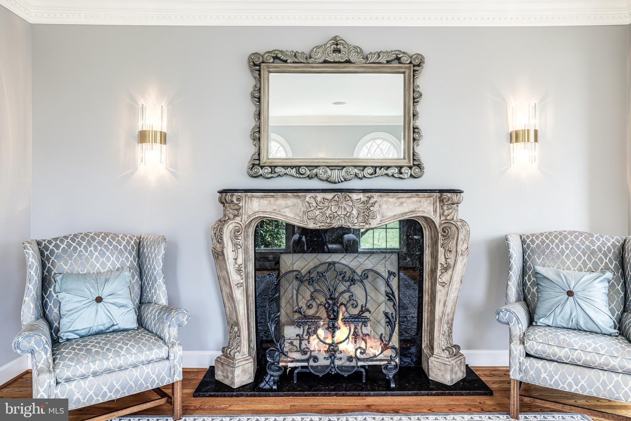 22609 Hillside Circle Leesburg, VA 20175 - Photo 38 of 110 Sitting room