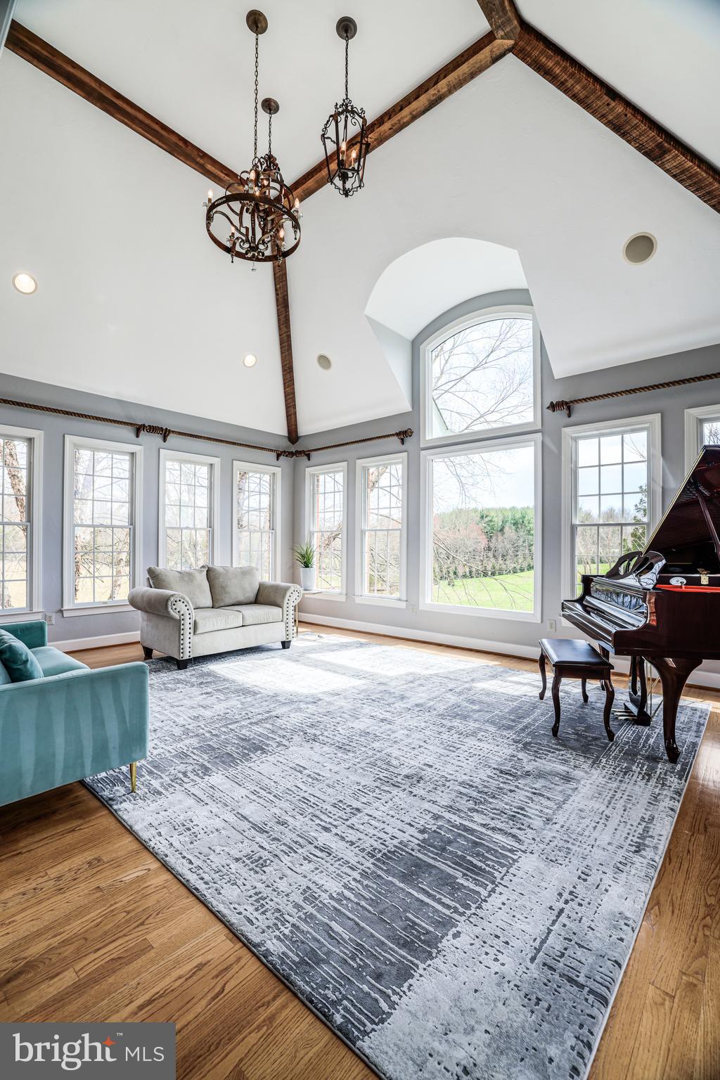 22609 Hillside Circle Leesburg, VA 20175 - Photo 41 of 110 Sunroom