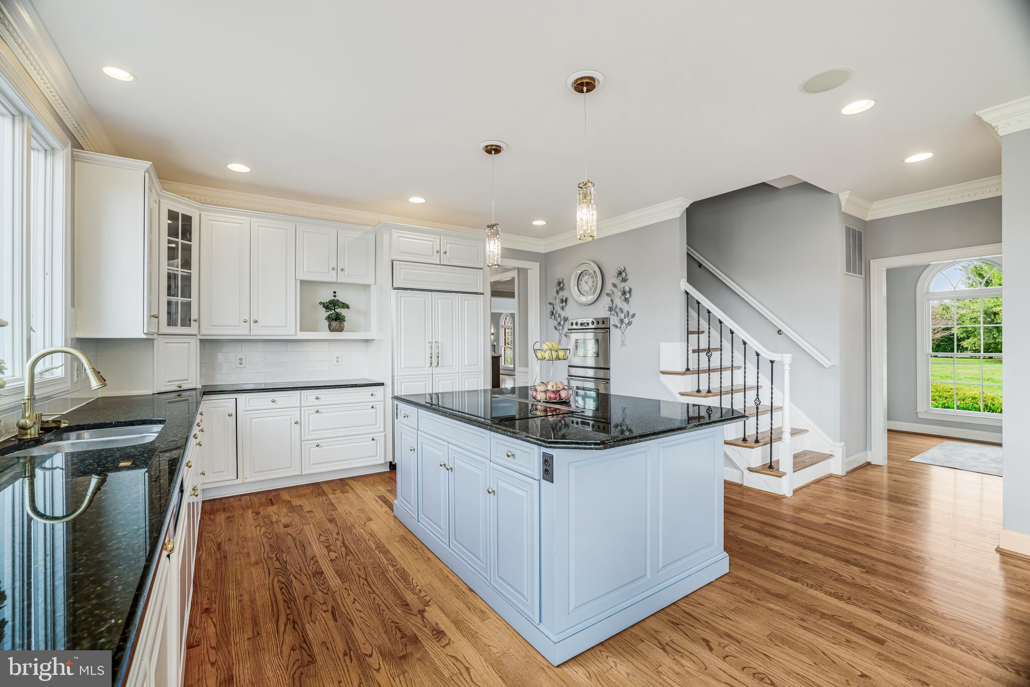 22609 Hillside Circle Leesburg, VA 20175 - Photo 55 of 110 Kitchen