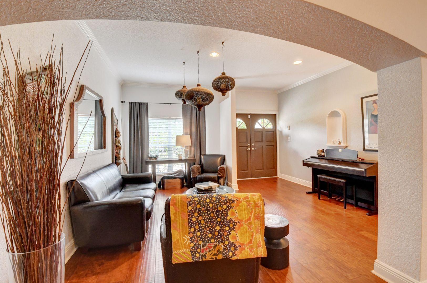 700 Southwest 5th Street Boca Raton, FL 33486 - Photo 2 of 32 Foyer/Living Room