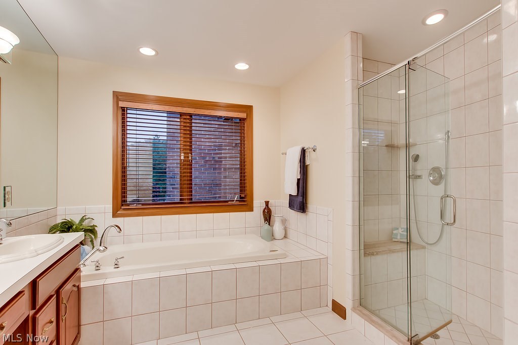 792 Hanover Road Gates Mills, OH 44040 - Photo 19 of 27 Gallery Image 19