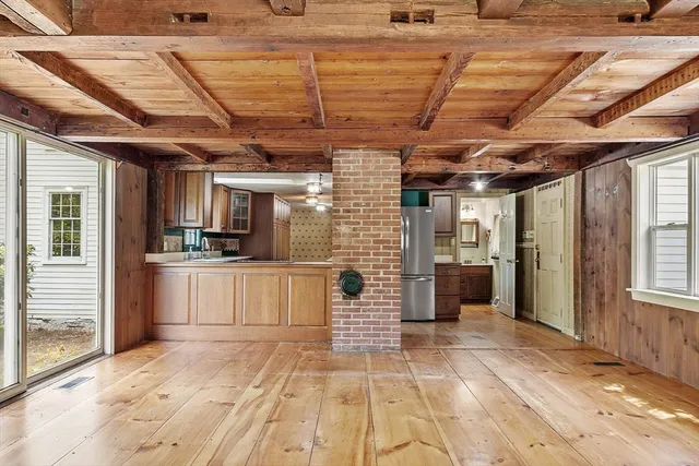 a view of a storage & utility room