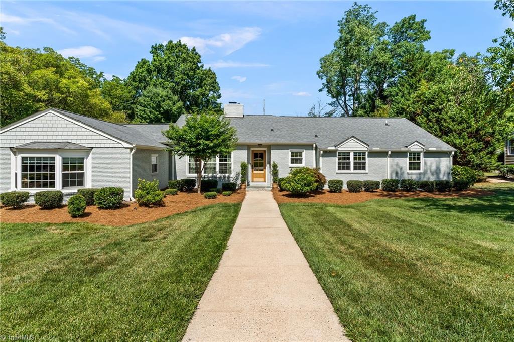 1115 Rockford Road High Point, NC 27262 - Photo 3 of 41