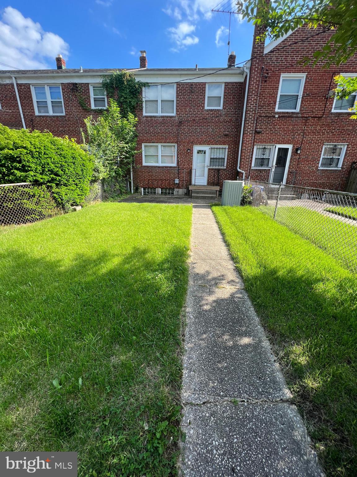 1638 Winford Road Baltimore, MD 21239 - Photo 19 of 20 back yard