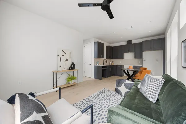 $595,000 | 1709 Maple Avenue, Unit 2A, Austin, TX 78702