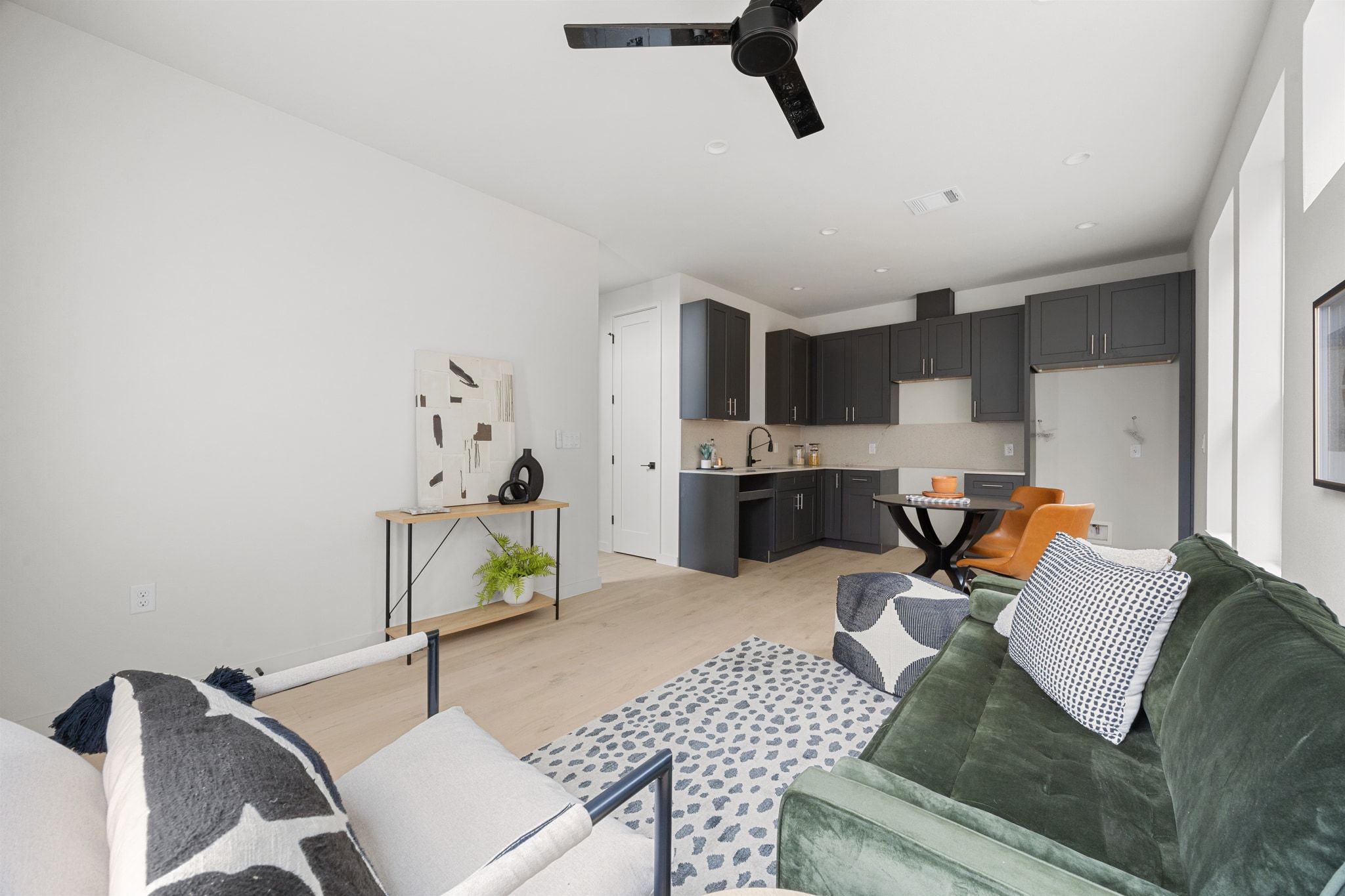 1709 Maple Avenue, Unit 2A Austin, TX 78702 - Photo 7 of 29 GE Cafe appliances will be added.