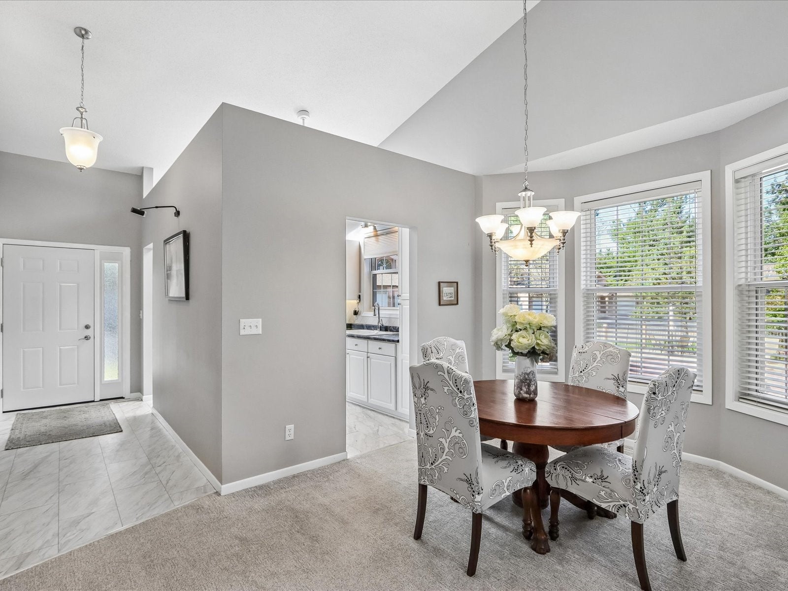 801 East Post Road Southeast Cedar Rapids, IA 52403 - Photo 5 of 29 Gallery Image 5