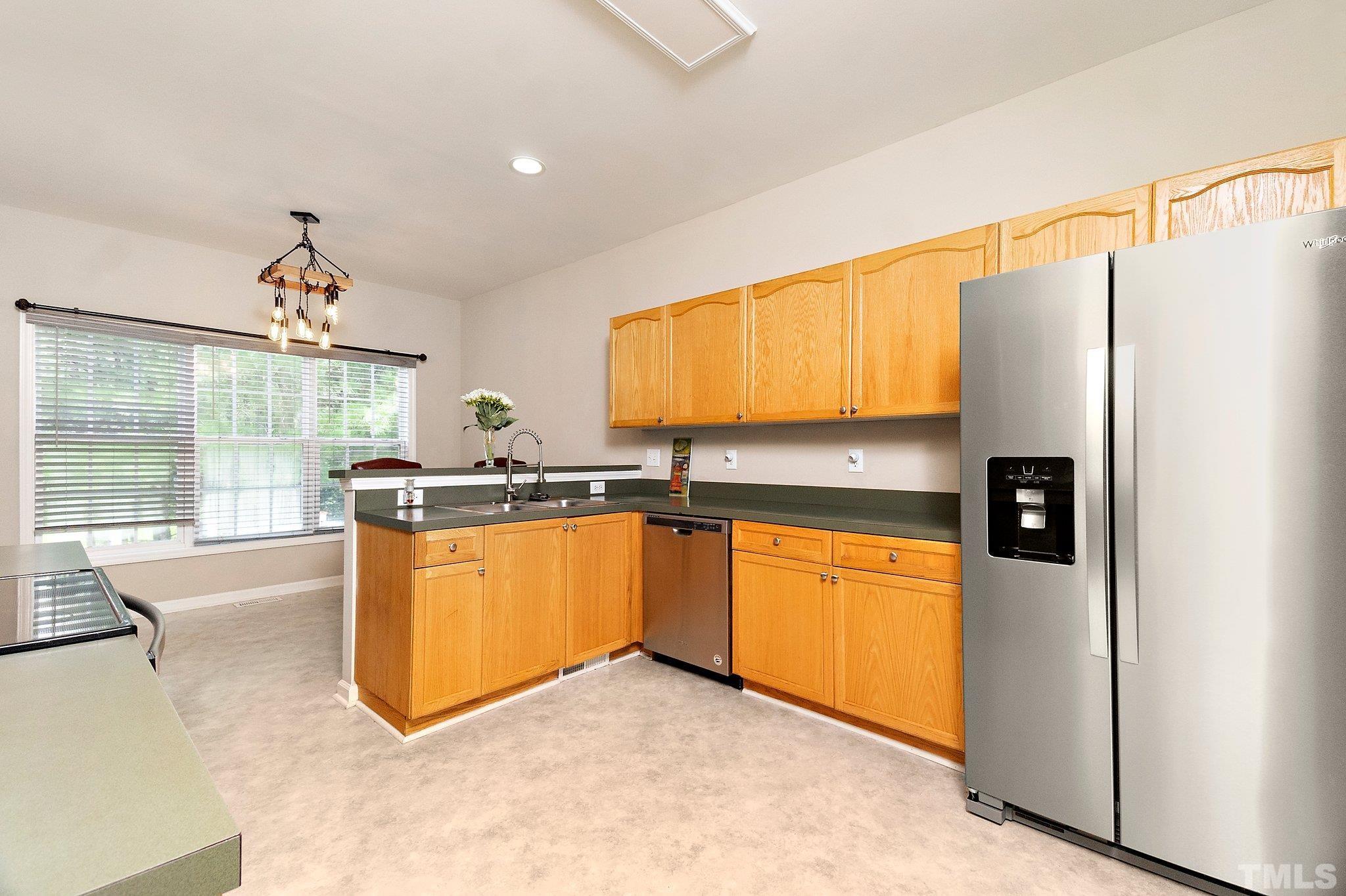 3855 Pin Oak Road Raleigh, NC 27604 - Photo 4 of 10