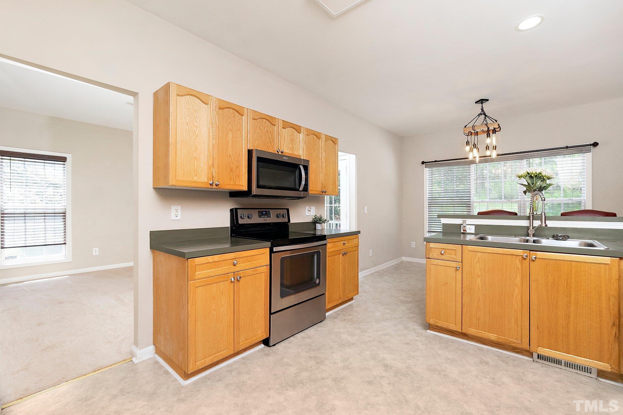 3855 Pin Oak Road Raleigh, NC 27604 - Photo 5 of 10