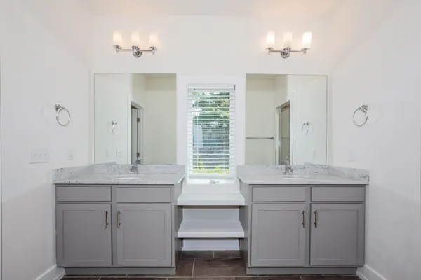 $3,000 | 2123 B Burns Street, Nashville, TN 37216