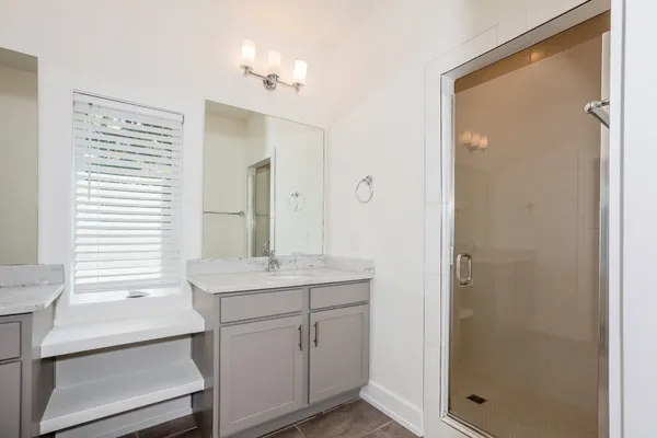 $3,000 | 2123 B Burns Street, Nashville, TN 37216