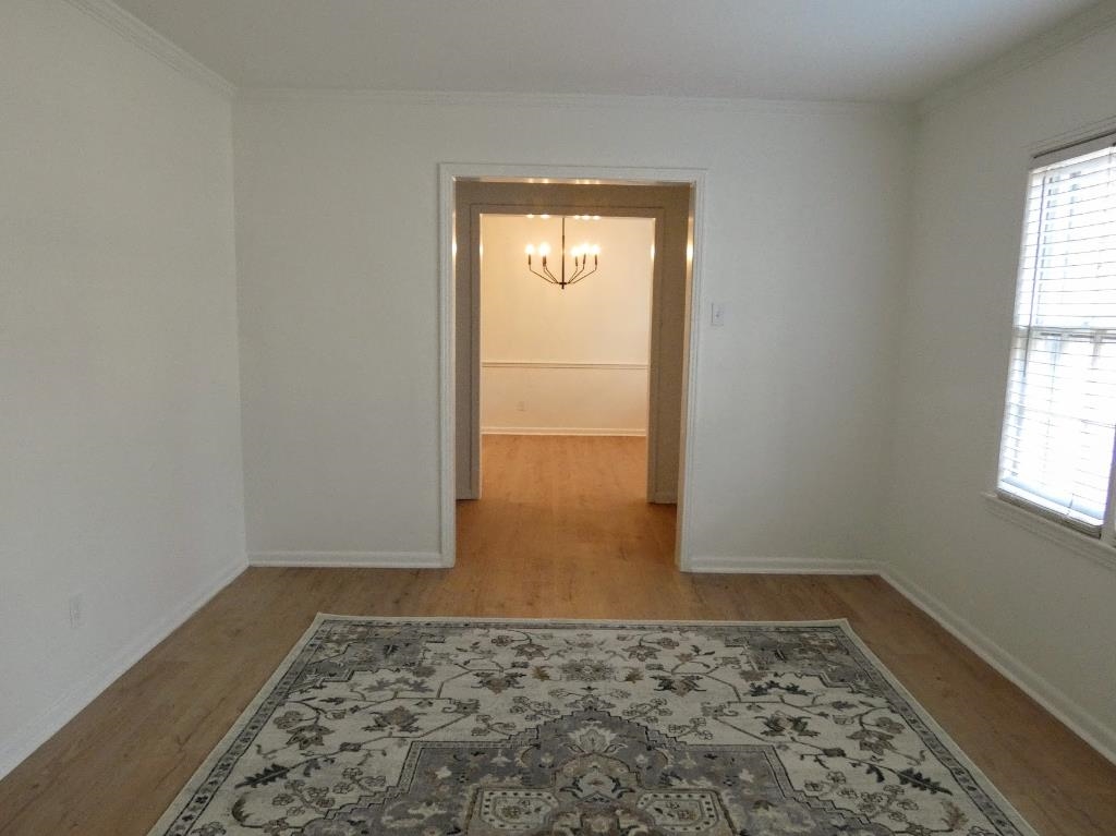 1605 Hayne Road Memphis, TN 38119 - Photo 8 of 13 an empty room with window