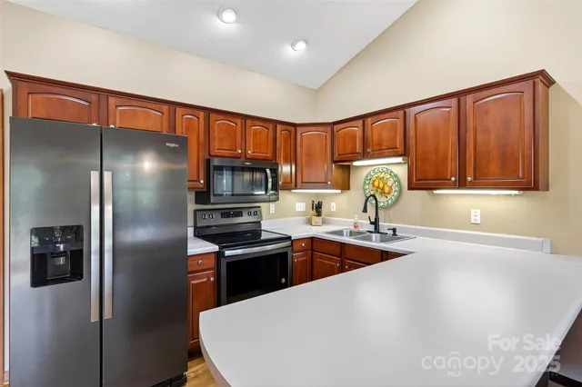 $270,000 | 307 # 7 Blue Ridge Drive South, Marion, NC 28752