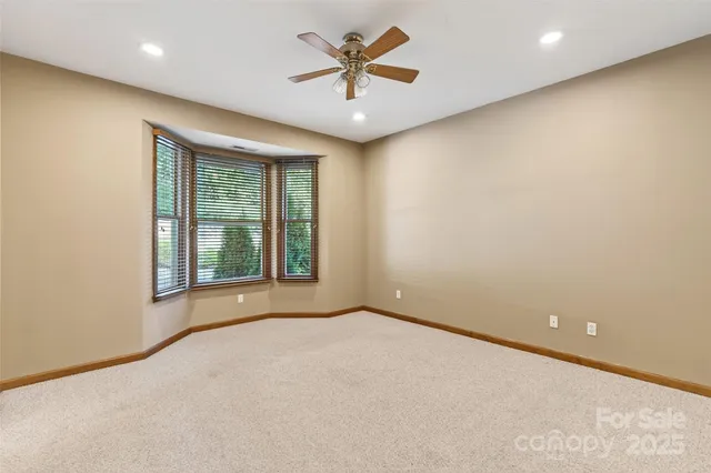 $270,000 | 307 # 7 Blue Ridge Drive South, Marion, NC 28752