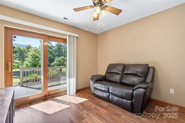 $270,000 | 307 # 7 Blue Ridge Drive South, Marion, NC 28752