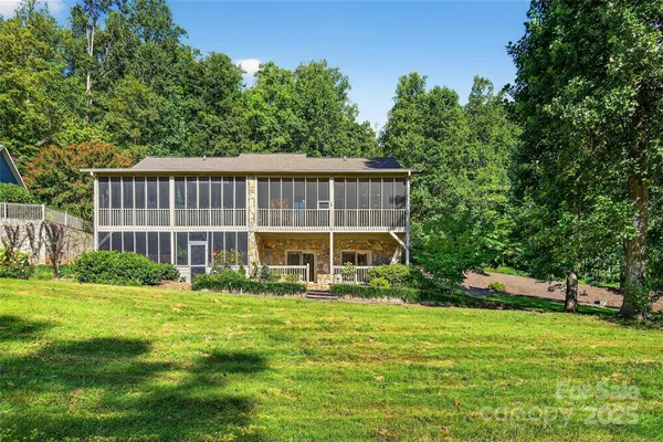 $270,000 | 307 # 7 Blue Ridge Drive South, Marion, NC 28752