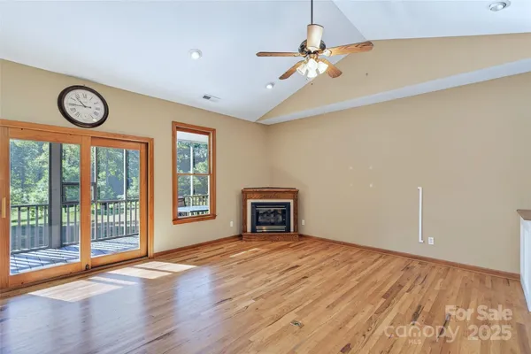 $270,000 | 307 # 7 Blue Ridge Drive South, Marion, NC 28752
