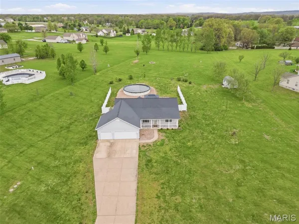 $479,000 | 211 High Ridge Valley Court, Foley, MO 63347