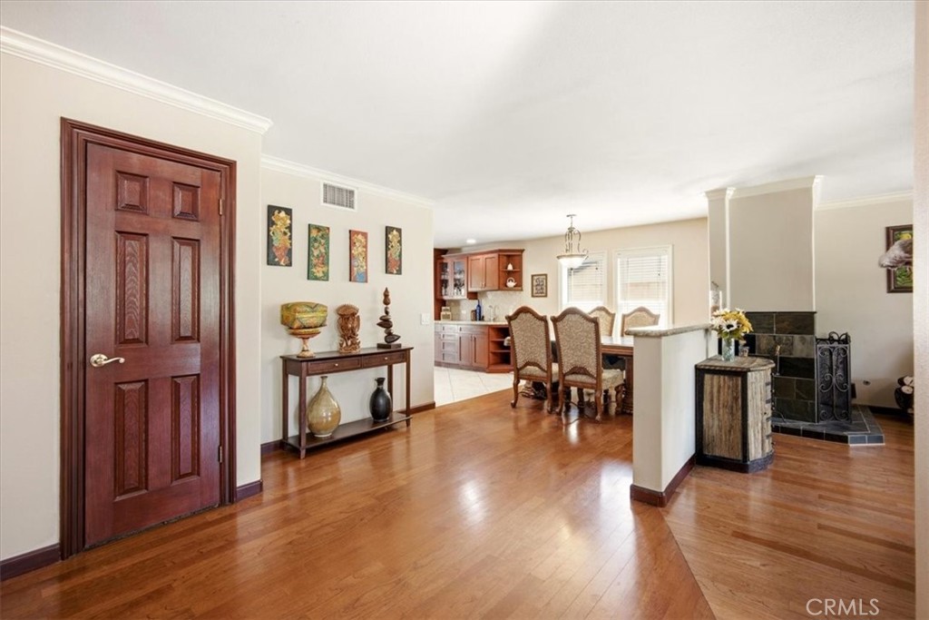 7865 Layton Street Rancho Cucamonga, CA 91730 - Photo 8 of 60 Gallery Image 8