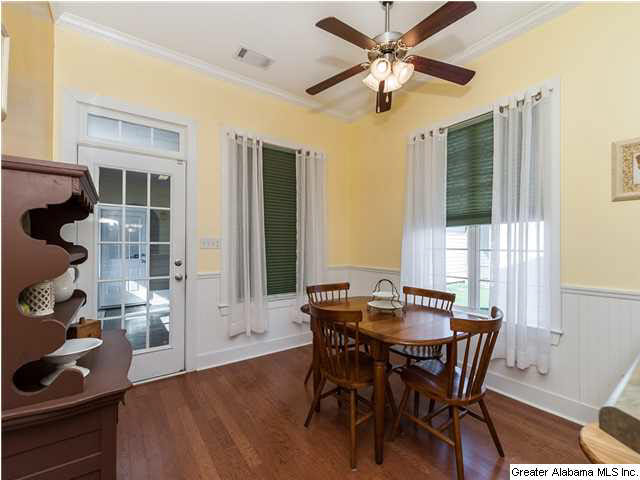 6384 Clubview Circle North Bessemer, AL 35022 - Photo 14 of 32