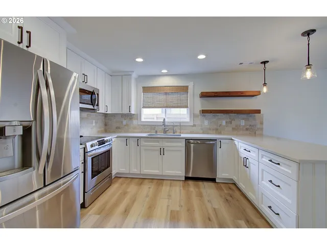 $515,000 | 15516 Northeast 83rd Street, Vancouver, WA 98682