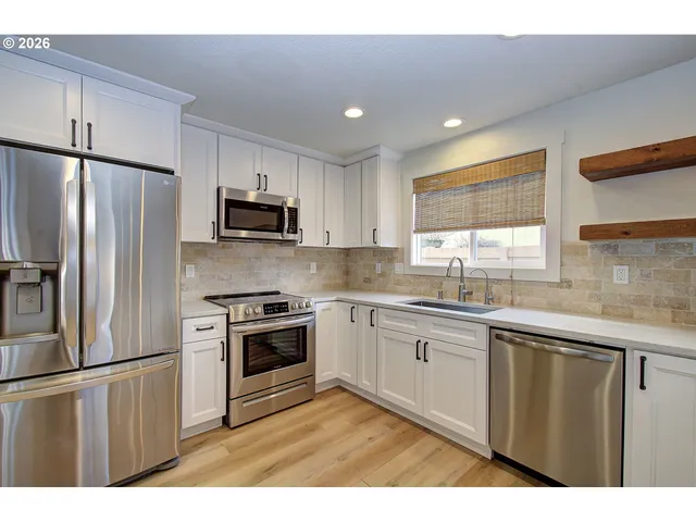 $515,000 | 15516 Northeast 83rd Street, Vancouver, WA 98682