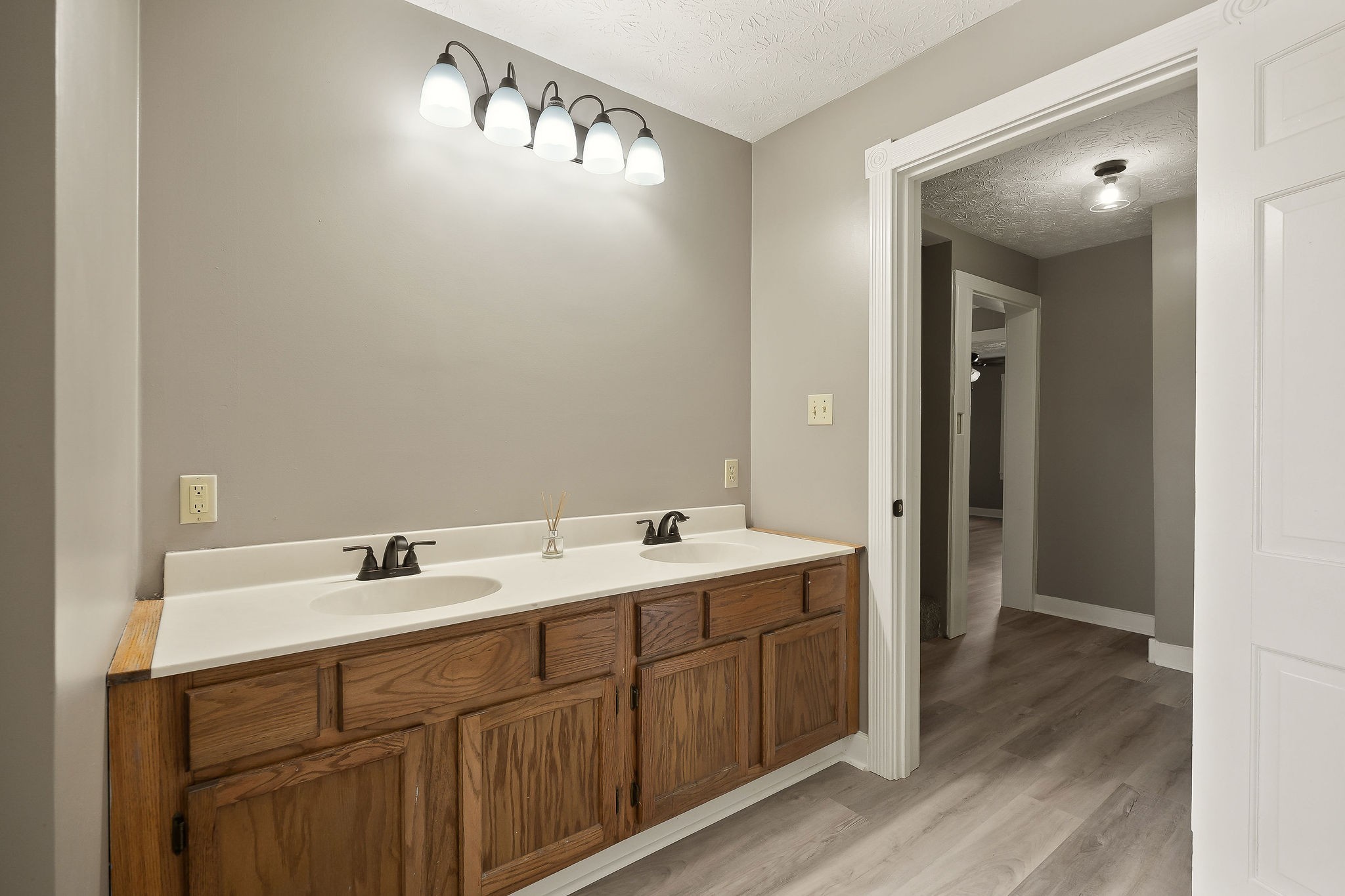 415 Allen Ferry Road Smithville, TN 37166 - Photo 15 of 35