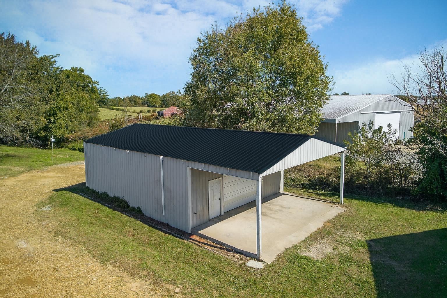 415 Allen Ferry Road Smithville, TN 37166 - Photo 4 of 35