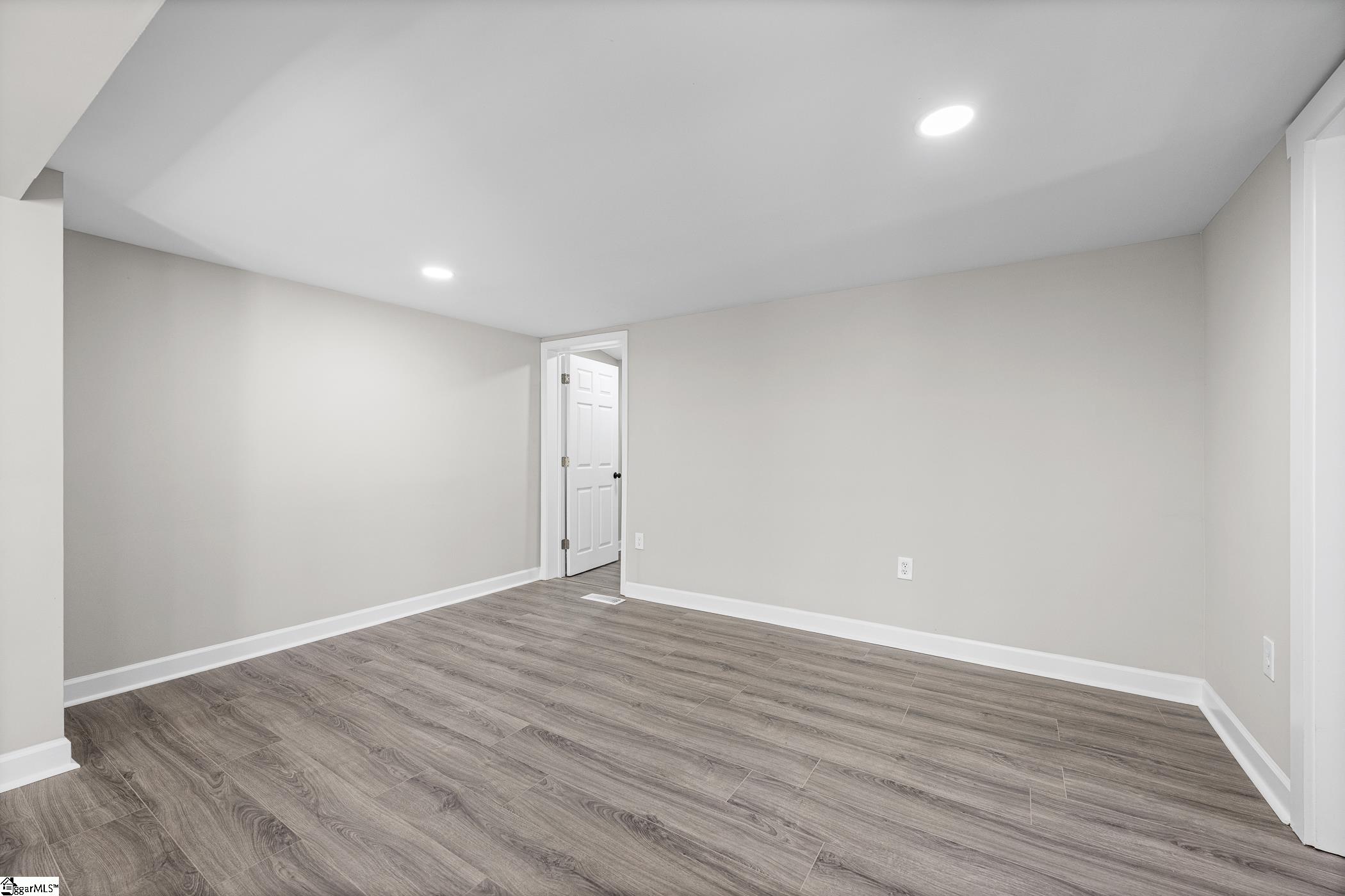 131 Fall Street Woodruff, SC 29388 - Photo 11 of 31