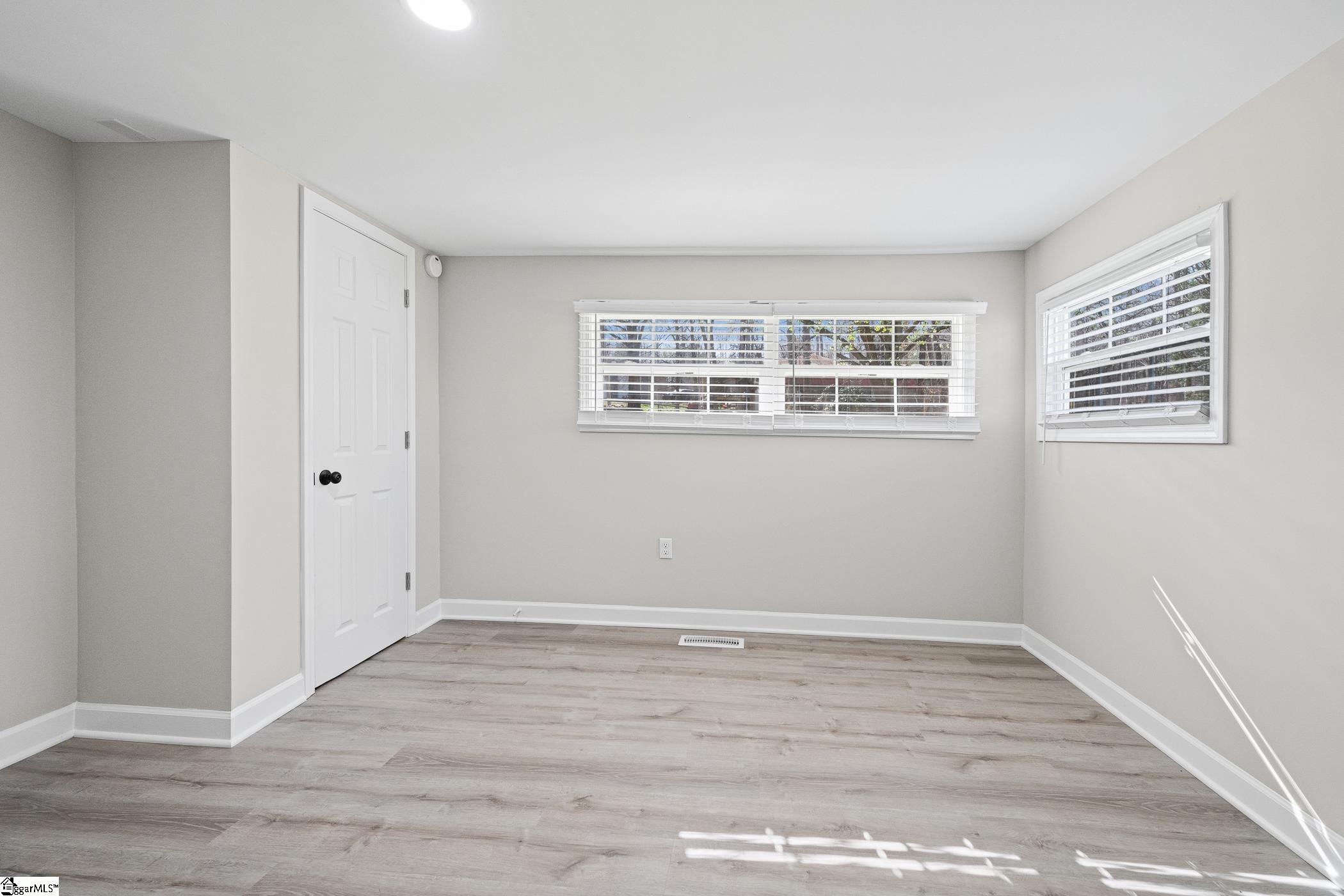 131 Fall Street Woodruff, SC 29388 - Photo 12 of 31