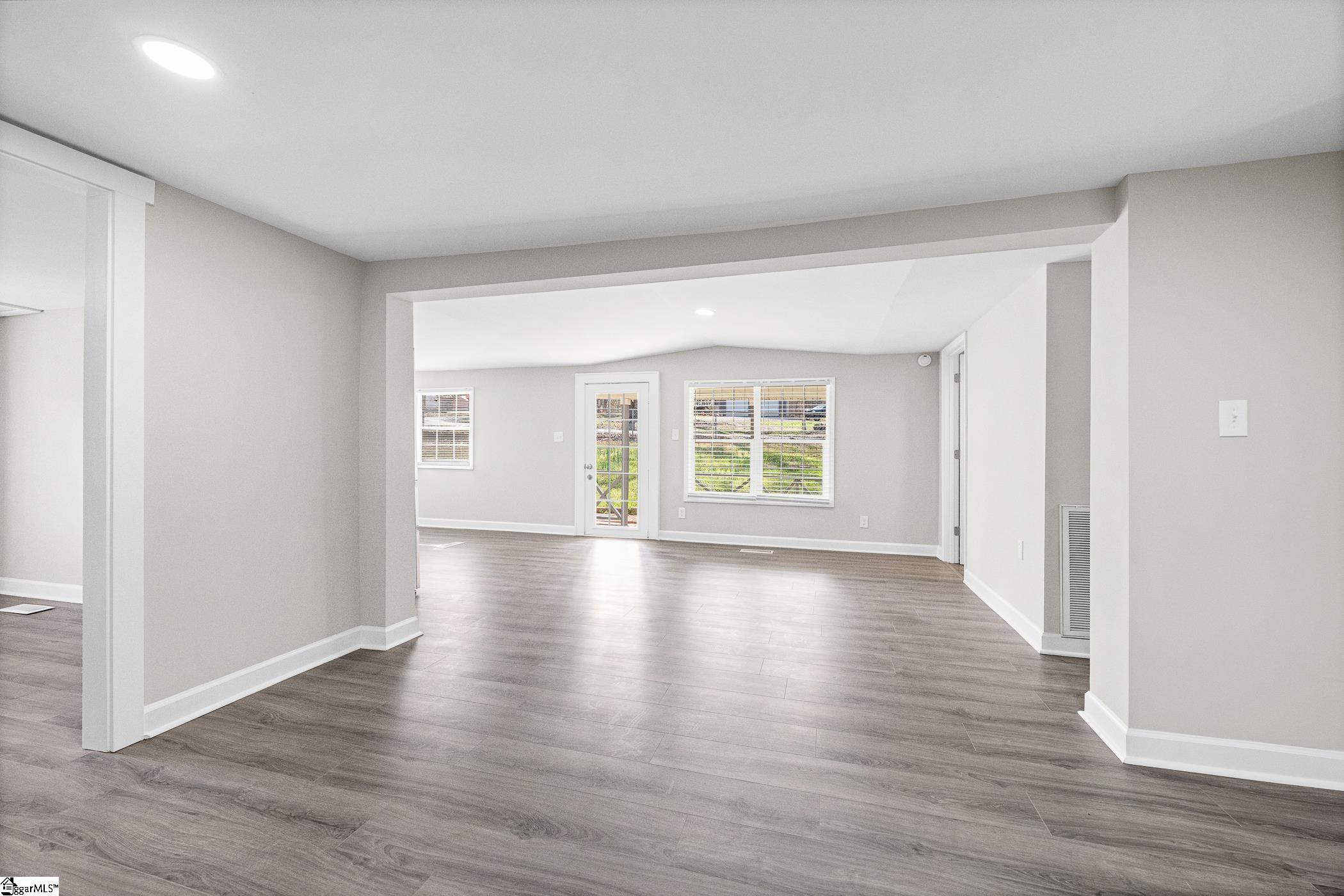 131 Fall Street Woodruff, SC 29388 - Photo 15 of 31