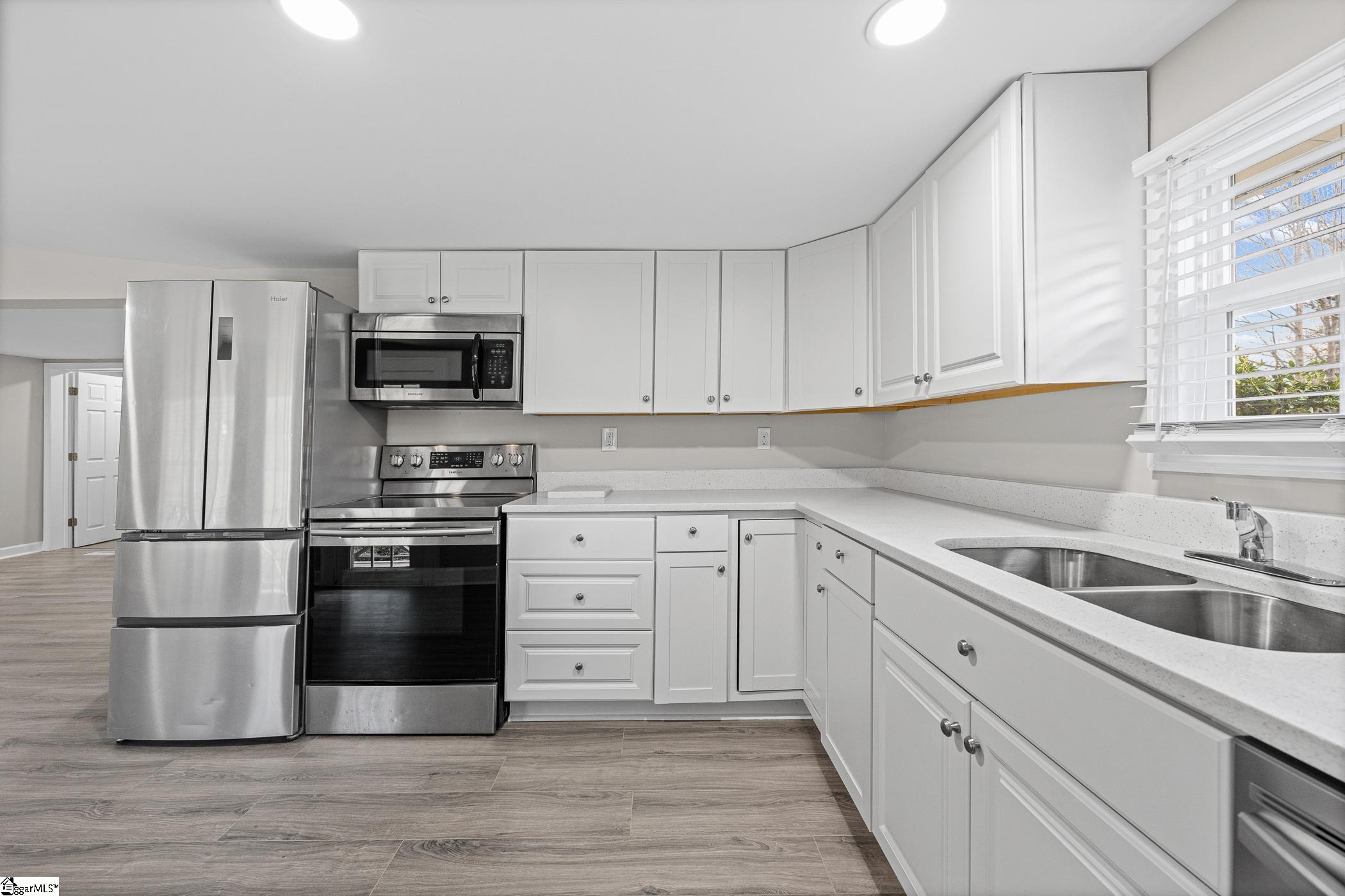 131 Fall Street Woodruff, SC 29388 - Photo 7 of 31