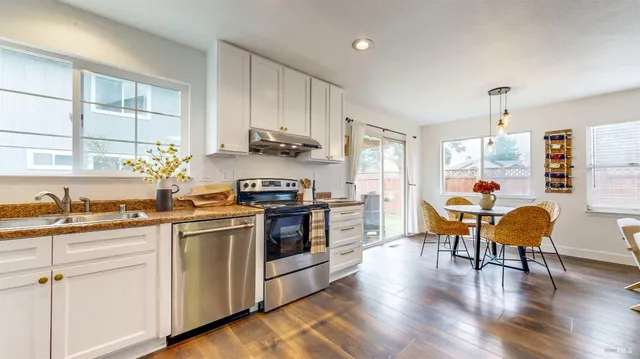 $842,000 | 487 Noonan Ranch Lane, Santa Rosa, CA 95403