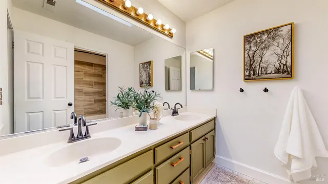 $842,000 | 487 Noonan Ranch Lane, Santa Rosa, CA 95403