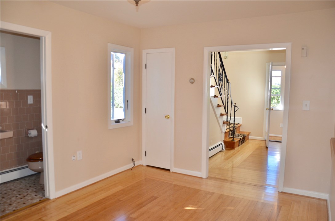 15 Halsey Street Newport, RI 02840 - Photo 23 of 33