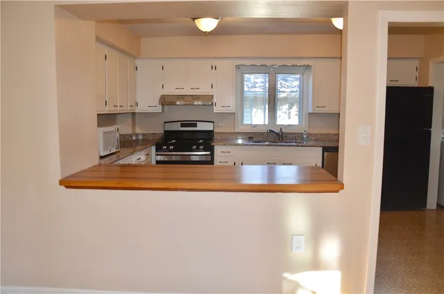 $3,400 | 15 Halsey Street, Newport, RI 02840