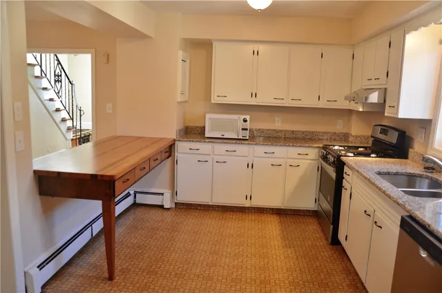 $3,400 | 15 Halsey Street, Newport, RI 02840