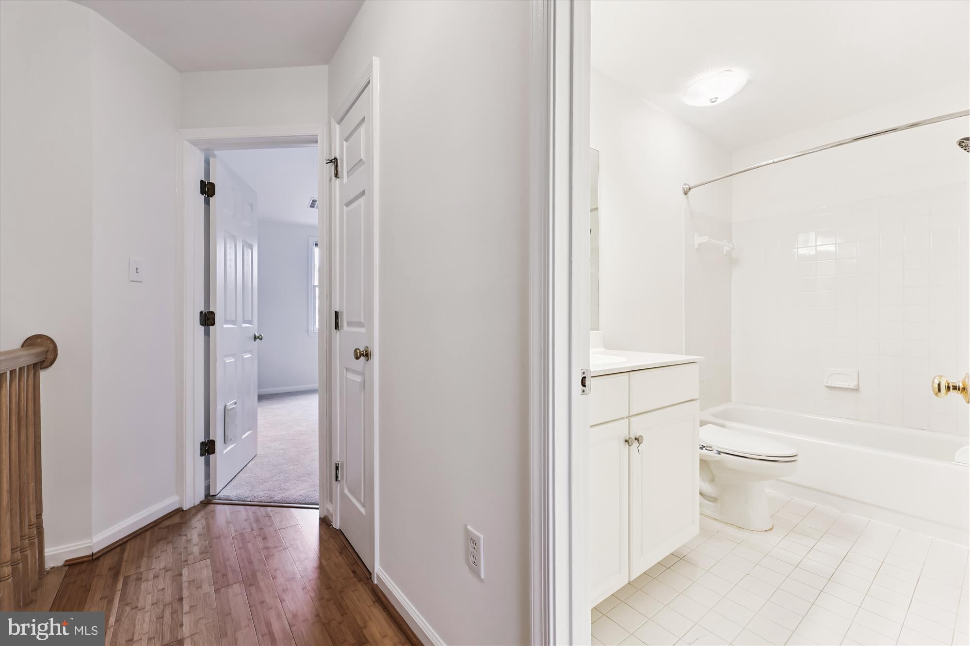 473 Tschiffely Square Road Gaithersburg, MD 20878 - Photo 18 of 64 a bathroom with a toilet and a shower