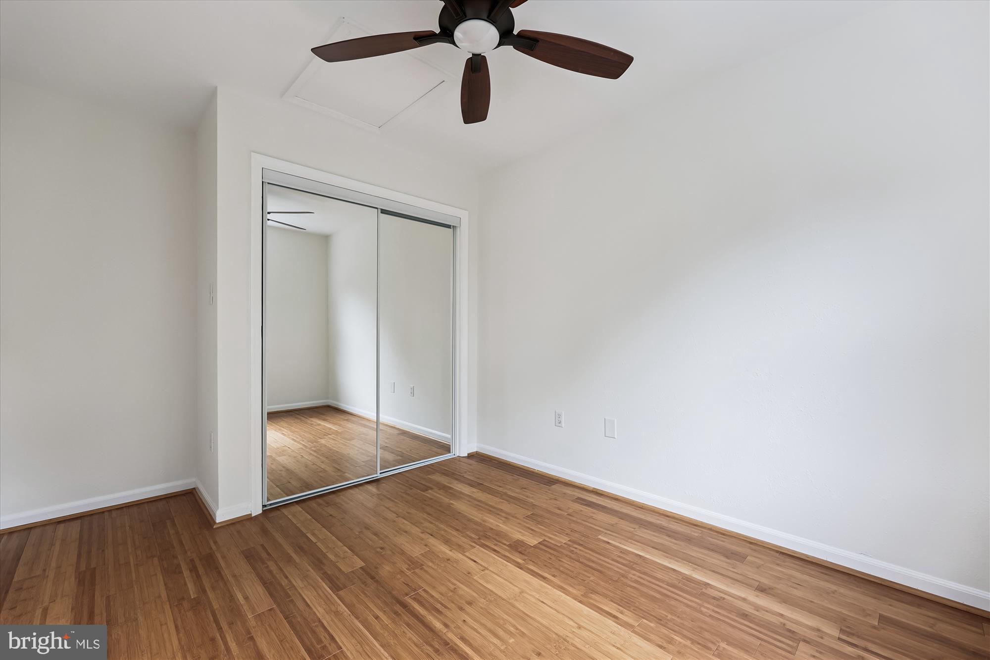 473 Tschiffely Square Road Gaithersburg, MD 20878 - Photo 28 of 64 a view of empty room with wooden floor